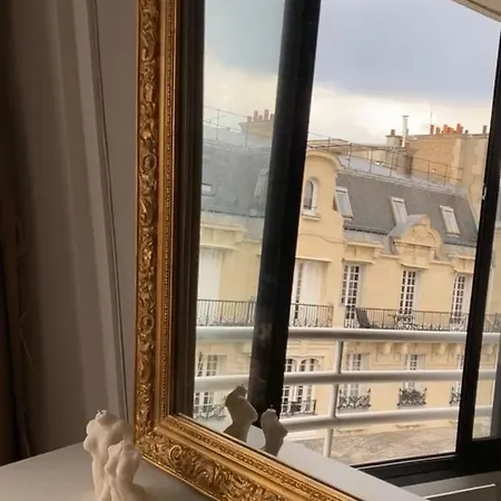 Gorgeous Flat In The Very Heart Of Paris *
